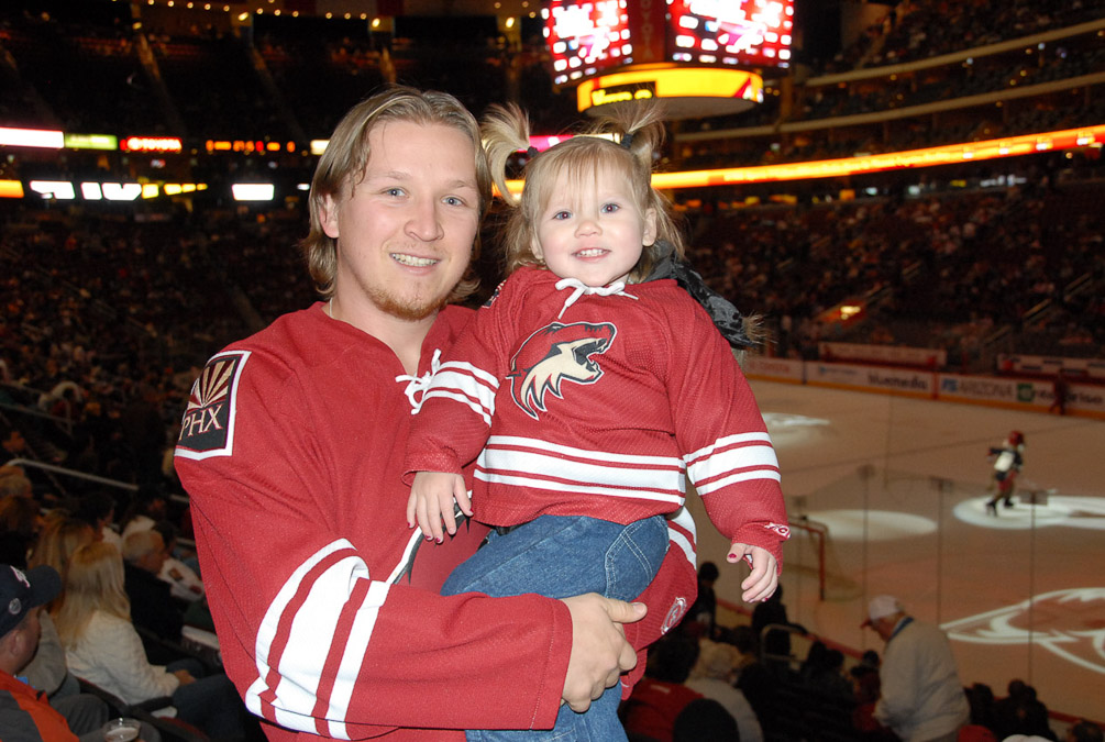 Coyotes Fans_1
